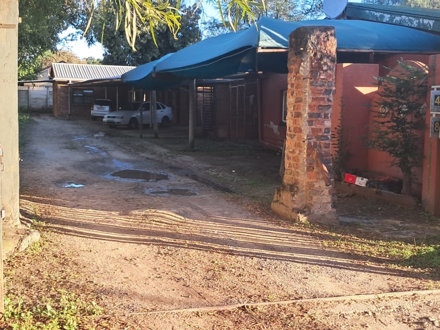8 Bedroom Property for Sale in Brits North West